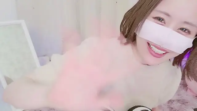 Snapshot of Yuu__k chatting on February 1, 12:05 pm Yuu  k online show from February 1, 12:05 pm