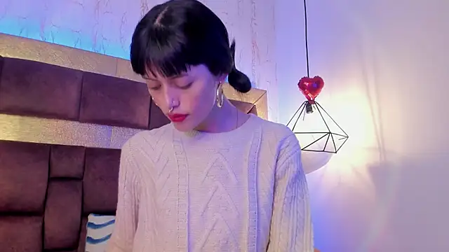  Jessy Moon  online show from December 28, 8:15 pm