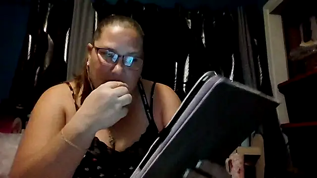 Snapshot of SexyNikki6969 chatting on February 15, 1:13 am SexyNikki6969 online show from February 15, 1:13 am