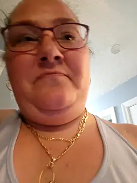 Snapshot of SexyNikki6969 chatting on February 22, 2:15 pm SexyNikki6969 online show from February 22, 2:15 pm