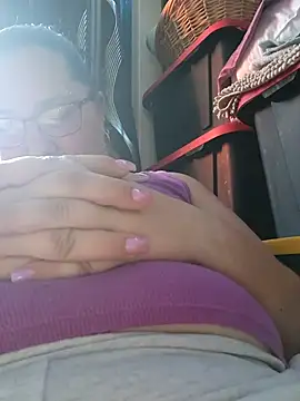 Snapshot of SexyNikki6969 chatting on March 4, 4:57 pm SexyNikki6969 online show from March 4, 4:57 pm