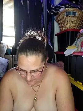 Snapshot of SexyNikki6969 chatting on March 21, 10:35 pm SexyNikki6969 online show from March 21, 10:35 pm