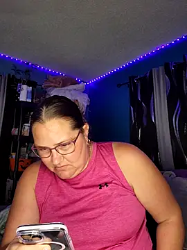 Snapshot of SexyNikki6969 chatting on April 4, 2:21 am SexyNikki6969 online show from April 4, 2:21 am