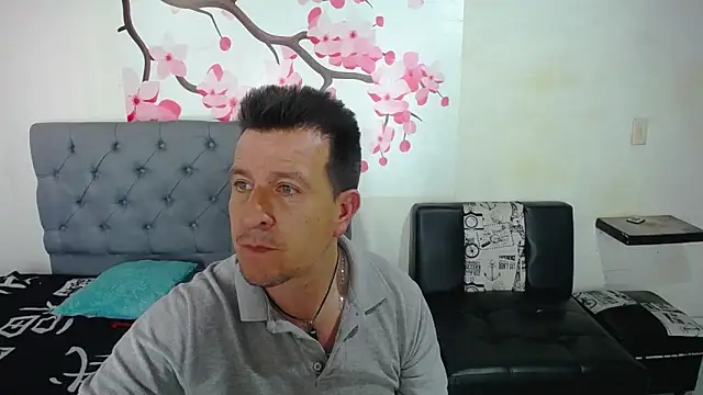 Snapshot of amaya_627 chatting on December 21, 6:34 pm amaya 627 online show from December 21, 6:34 pm