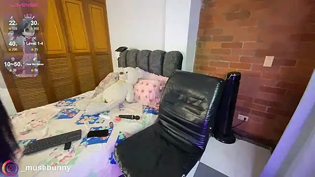 Daddysweeeetbody online show from January 11, 3:00 am