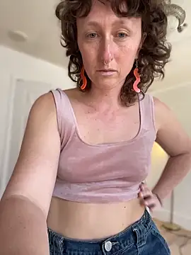 mossy kiss online show from March 29, 2:39 pm