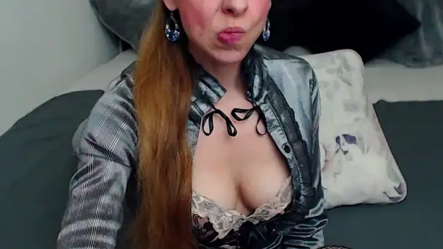 AylyneRichards online show from January 8, 6:26 am