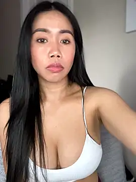 JazzieXo online show from April 2, 9:23 pm