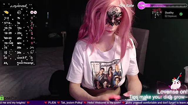 strawberry muffin online show from February 13, 6:38 pm