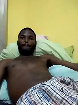 Snapshot of DangerousSafari chatting on November 3, 1:40 am DangerousSafari online show from November 3, 1:40 am