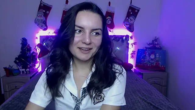 Snapshot of JasmineAsha chatting on December 15, 7:18 pm JasmineAsha online show from December 15, 7:18 pm