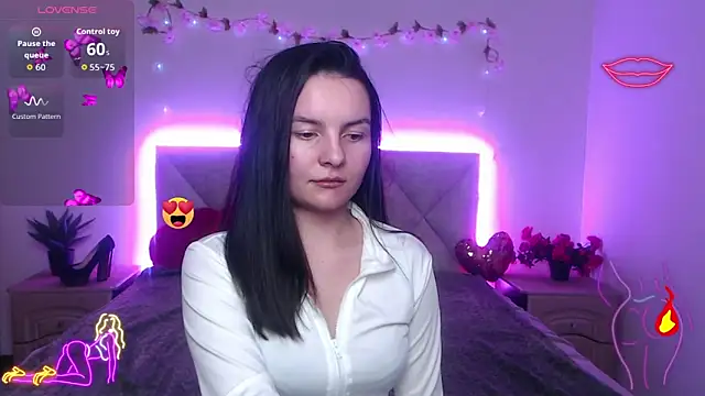 JasmineAsha online show from May 5, 7:33 pm