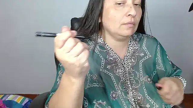 Victoriaevans1 online show from March 19, 8:02 pm