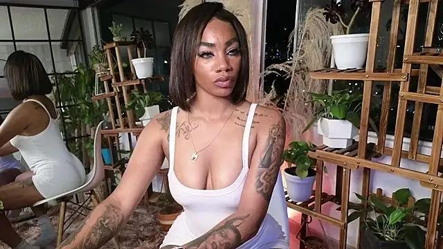 emely brandon online show from December 14, 4:12 am