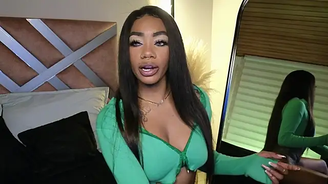 emely brandon online show from January 25, 12:27 am