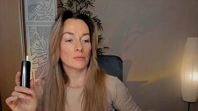 RebeccaMartinez online show from February 28, 7:31 am