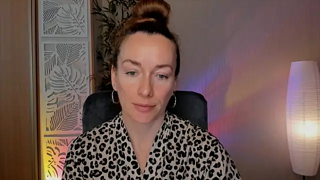 RebeccaMartinez online show from April 27, 7:28 am