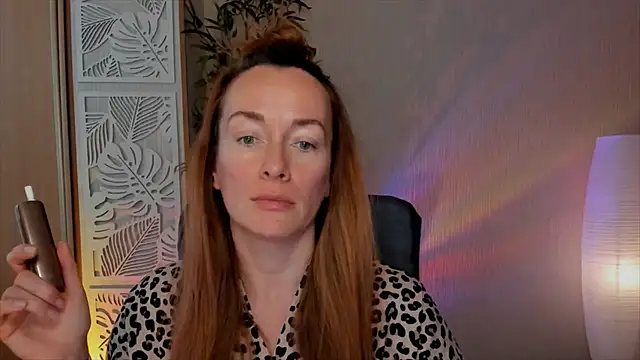 RebeccaMartinez online show from April 30, 10:21 am