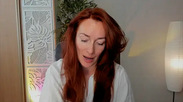 RebeccaMartinez online show from May 15, 7:04 am