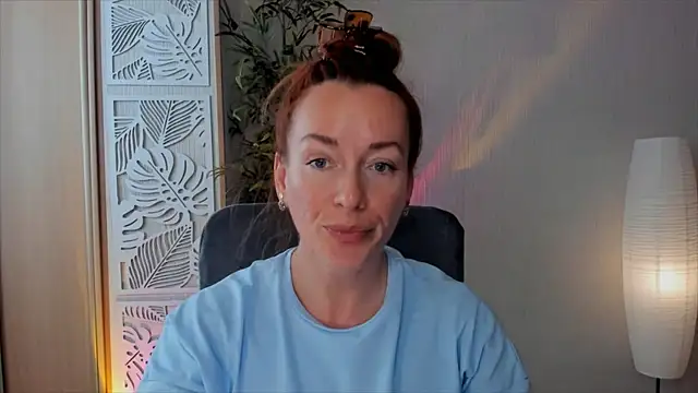 RebeccaMartinez online show from May 30, 8:22 am