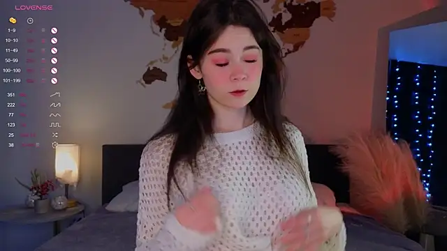 Snapshot of AuroraMari chatting on January 19, 11:21 pm AuroraMari online show from January 19, 11:21 pm