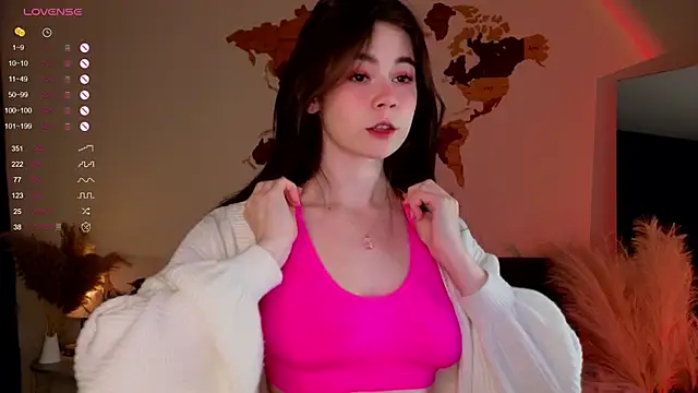 Snapshot of AuroraMari chatting on January 30, 11:24 pm AuroraMari online show from January 30, 11:24 pm