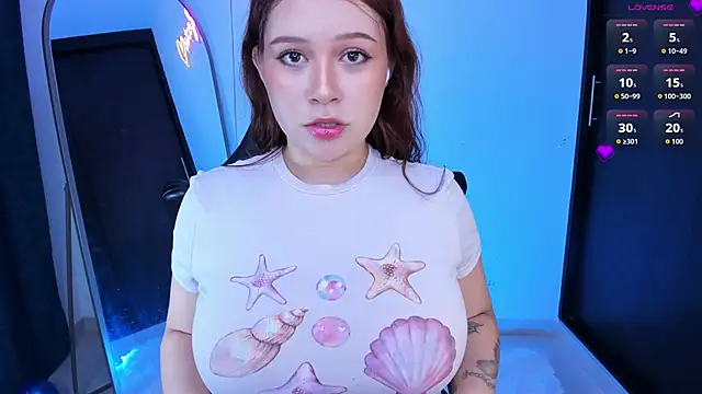 daniela hornny online show from November 30, 5:33 am