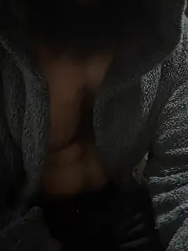 Snapshot of troygurth9 chatting on February 10, 1:03 am troygurth9 online show from February 10, 1:03 am