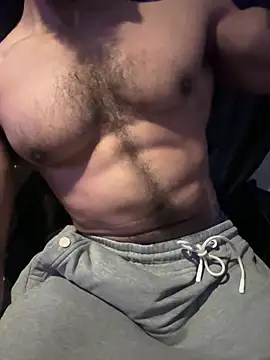 Snapshot of troygurth9 chatting on April 16, 12:11 am troygurth9 online show from April 16, 12:11 am