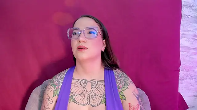 Snapshot of DEVA_BLUE_ chatting on March 20, 4:18 am DEVA BLUE  online show from March 20, 4:18 am