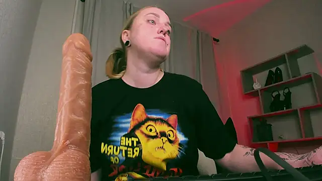 Frau  Lilith online show from January 23, 8:45 pm