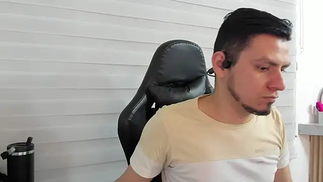 Rick Diesel  online show from September 19, 4:14 am