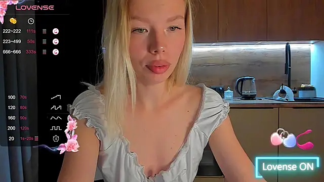 Olivia Bells online show from October 16, 9:27 pm
