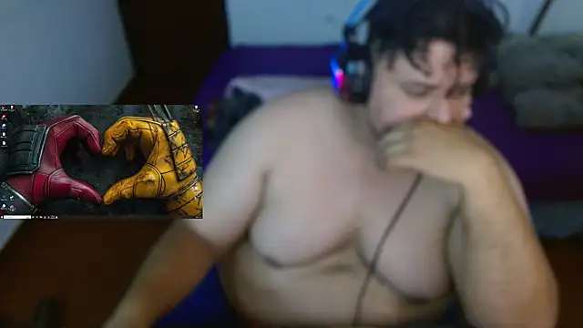 Snapshot of altairstudiosvip_ chatting on December 6, 11:44 am altairstudiosvip  online show from December 6, 11:44 am