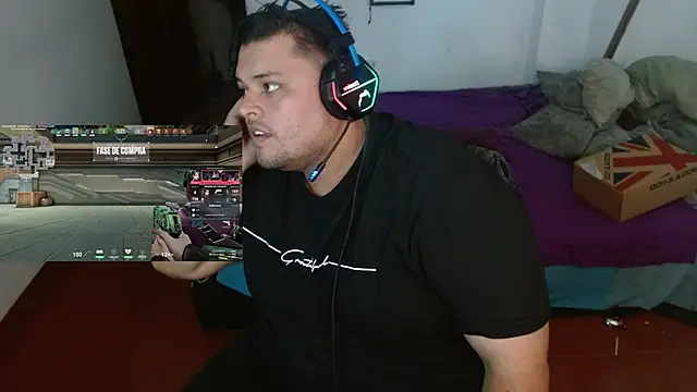 Snapshot of altairstudiosvip_ chatting on December 8, 12:52 pm altairstudiosvip  online show from December 8, 12:52 pm