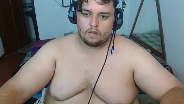 Snapshot of altairstudiosvip_ chatting on December 16, 6:27 pm altairstudiosvip  online show from December 16, 6:27 pm