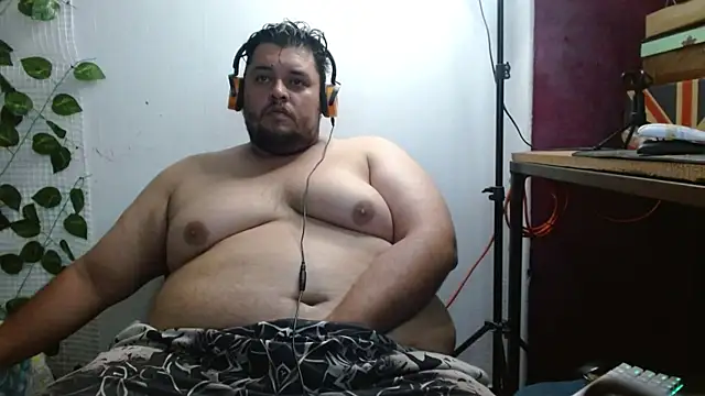 Snapshot of altairstudiosvip_ chatting on February 1, 1:09 pm altairstudiosvip  online show from February 1, 1:09 pm