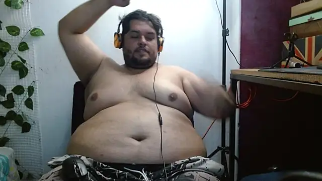 Snapshot of altairstudiosvip_ chatting on February 1, 4:11 pm altairstudiosvip  online show from February 1, 4:11 pm