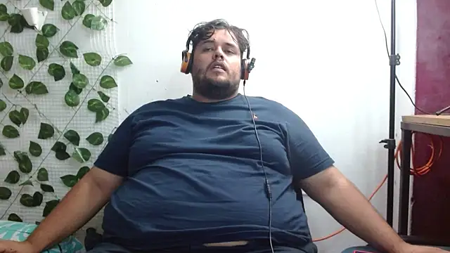 Snapshot of altairstudiosvip_ chatting on February 5, 2:48 pm altairstudiosvip  online show from February 5, 2:48 pm