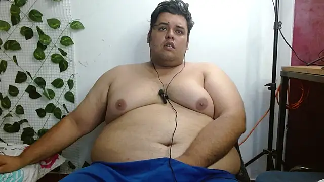 Snapshot of altairstudiosvip_ chatting on February 15, 1:05 pm altairstudiosvip  online show from February 15, 1:05 pm