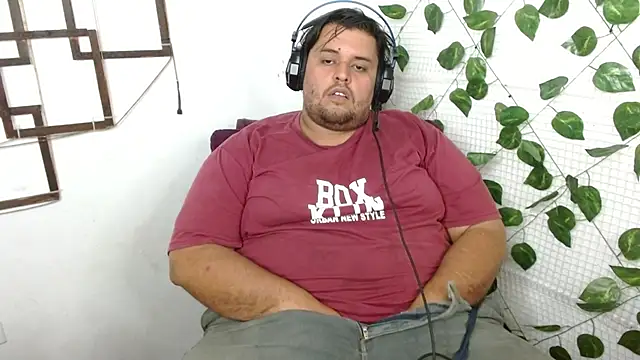 Snapshot of altairstudiosvip_ chatting on September 20, 2:23 am altairstudiosvip  online show from September 20, 2:23 am