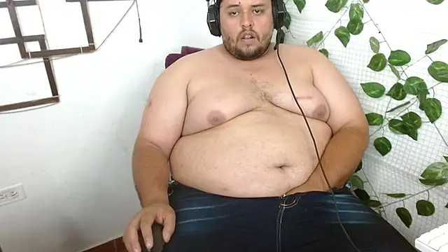 Snapshot of altairstudiosvip_ chatting on October 6, 10:51 pm altairstudiosvip  online show from October 6, 10:51 pm