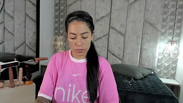 NiicolleMiller online show from November 10, 11:31 am