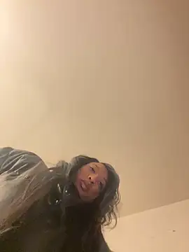 Iceblanca online show from March 2, 1:04 am