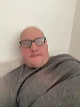 Snapshot of vanjbi45 chatting on February 12, 12:22 pm vanjbi45 online show from February 12, 12:22 pm