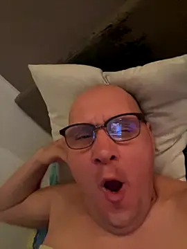 Snapshot of vanjbi45 chatting on September 25, 6:06 am vanjbi45 online show from September 25, 6:06 am