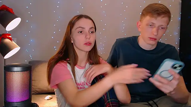 juliaanddima online show from February 15, 11:47 pm