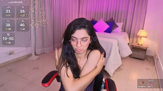 miiaa evans online show from January 31, 7:07 am