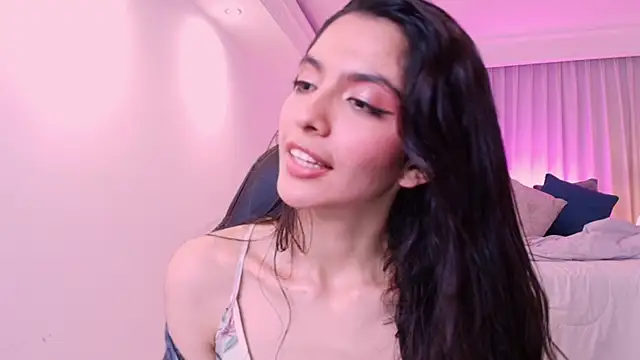 miiaa evans online show from February 19, 7:28 am