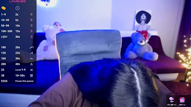 Emily Mo online show from January 3, 6:22 am